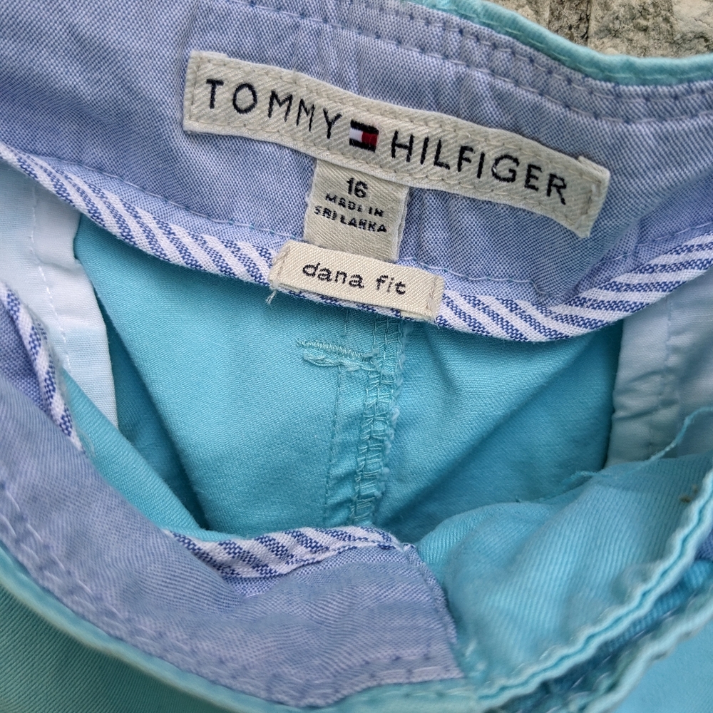 Tommy Hilfiger Cropped Pants Dana Fit Size 16 Light Blue 100% Cotton Comfort